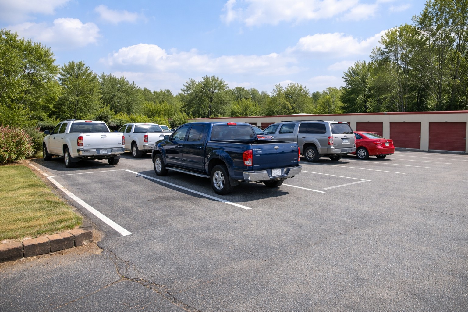 Open parking storage for vehicles in Powdersville SC
